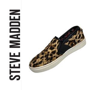 Steve Madden‎ Girls Leopard Print Slip On Shoes - Size 1